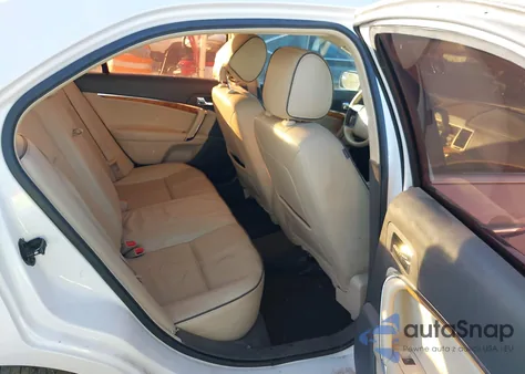 2011 Lincoln Mkz z USA, uszkodzony, nr VIN 3LNHL2GC4BR768424